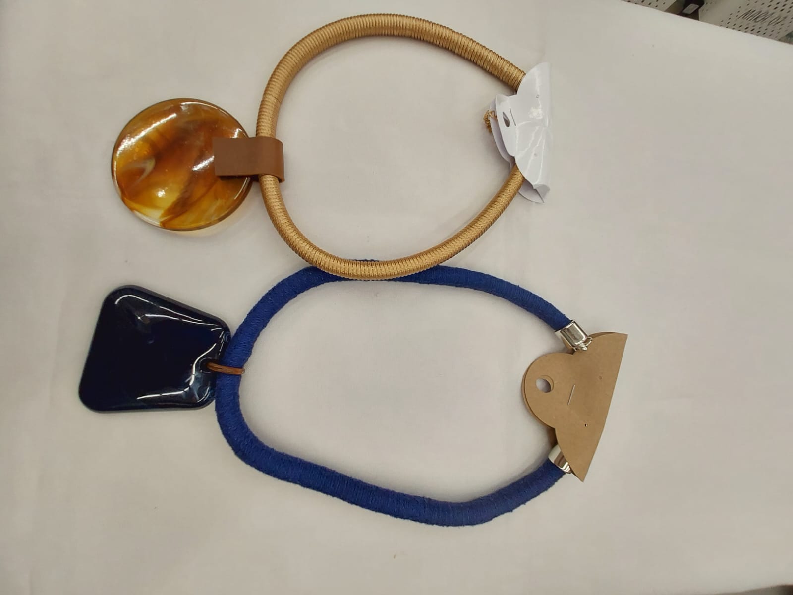Bijuteria artesanal para presentear